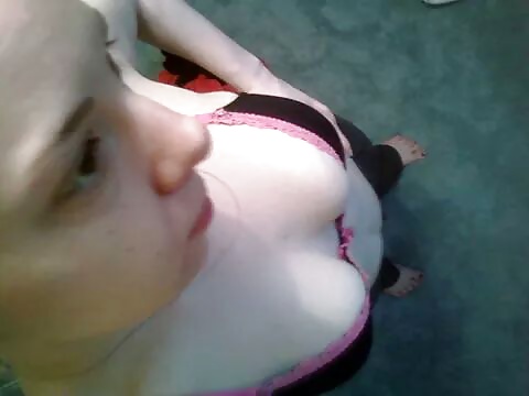 Morena tonta
 #30966947