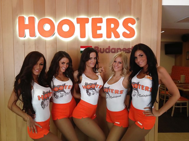Hooters Girls Budapest- Which one would you fuck and how?! #40243765