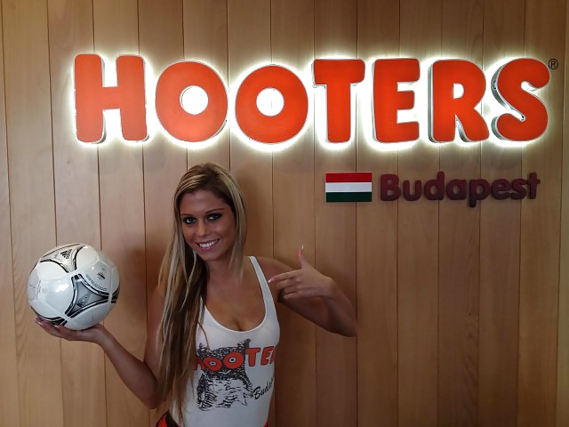 Hooters Girls Budapest- Which one would you fuck and how?! #40243898