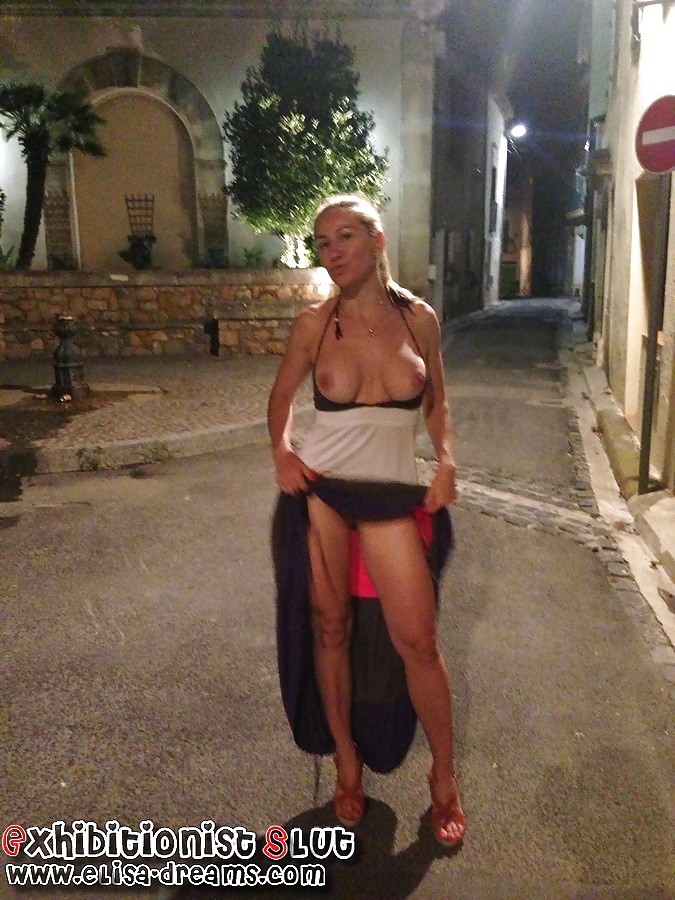 Meine Brüste In Der Öffentlichkeit Zu Blinken #27674766