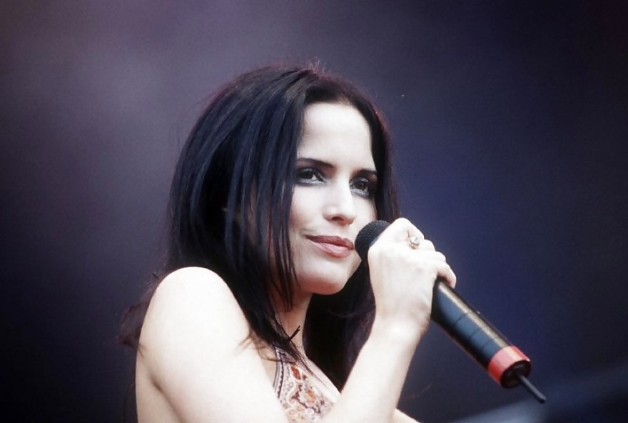 Enjoy truly the wolds most perfect celeb face Andrea Corr #37514536