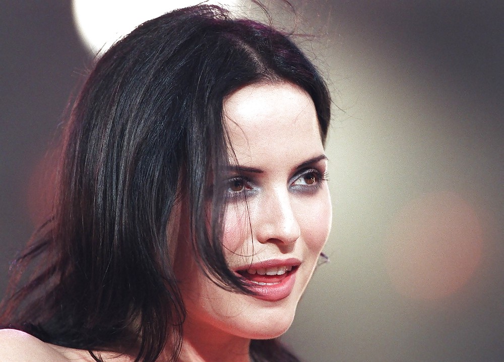 Godetevi veramente la faccia più perfetta di celebrità del mondo andrea corr
 #37514612