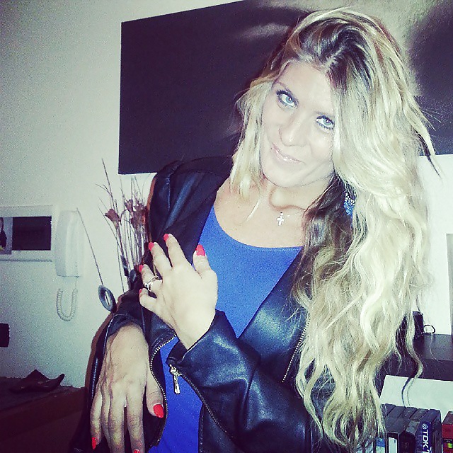 魅惑的な女性たち
 #39699470