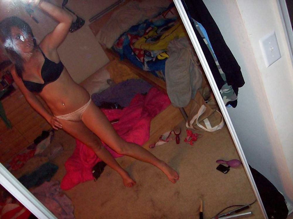 Jóvenes calientes
 #28538534