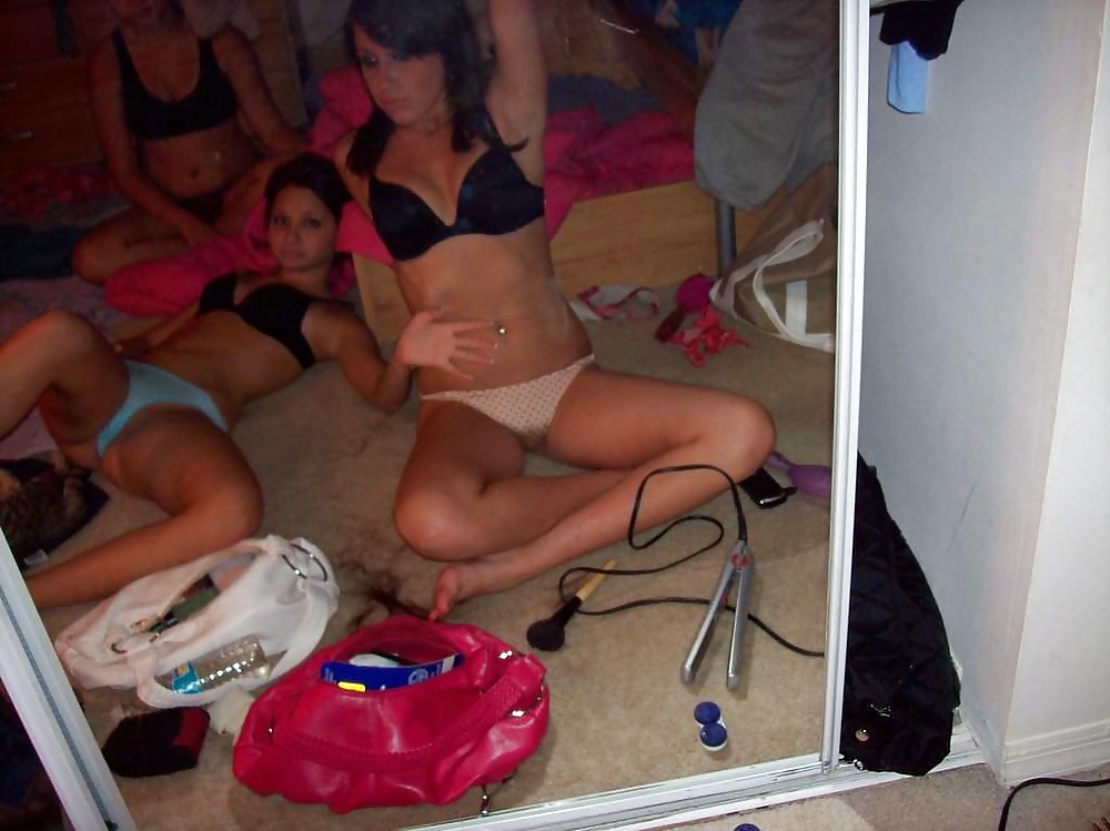 Jóvenes calientes
 #28538545