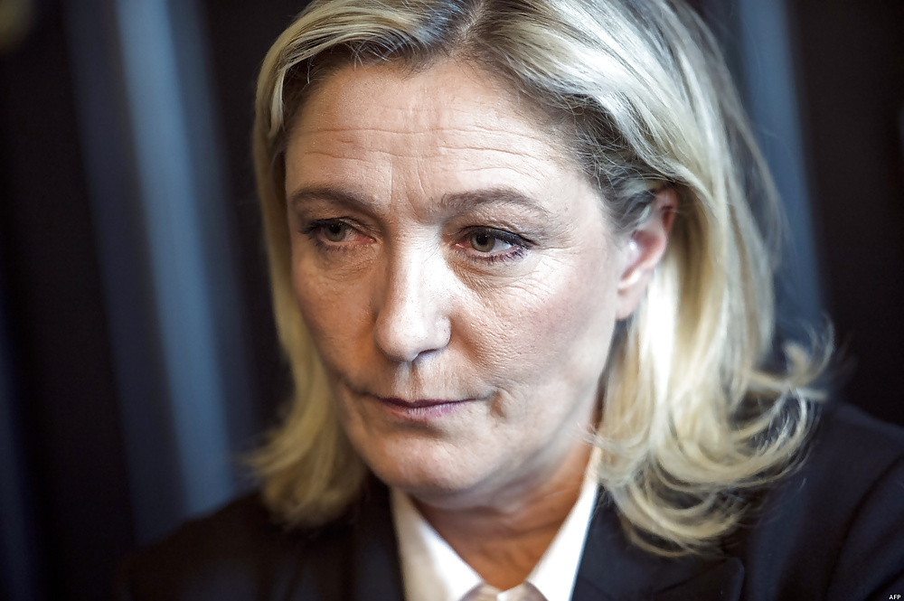 I adore jerking to sexy Marine Le Pen #35343876