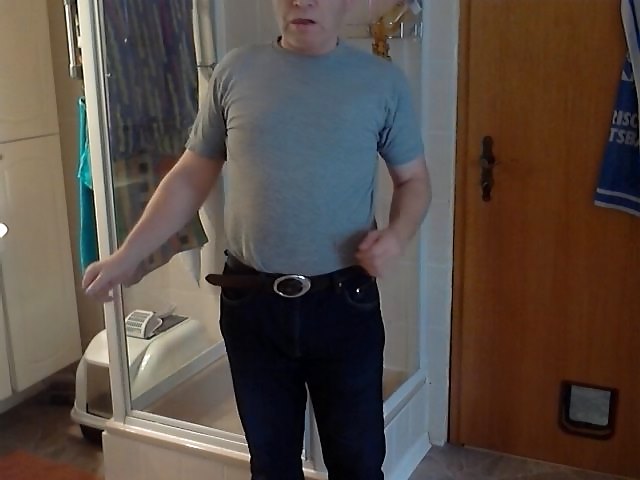 Ich gehe duschen
 #23298873