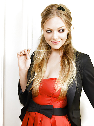 Amanda Seyfried #30973752