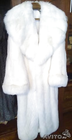 Súper abrigos de piel de zorro blanco
 #31444076