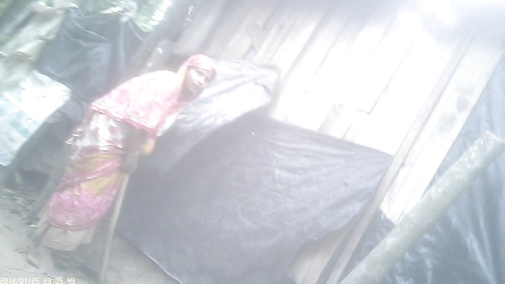 Bangladeshi Village Milf bend over #28347014