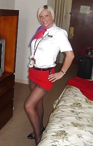 Fickbar Stewardesses #23942613