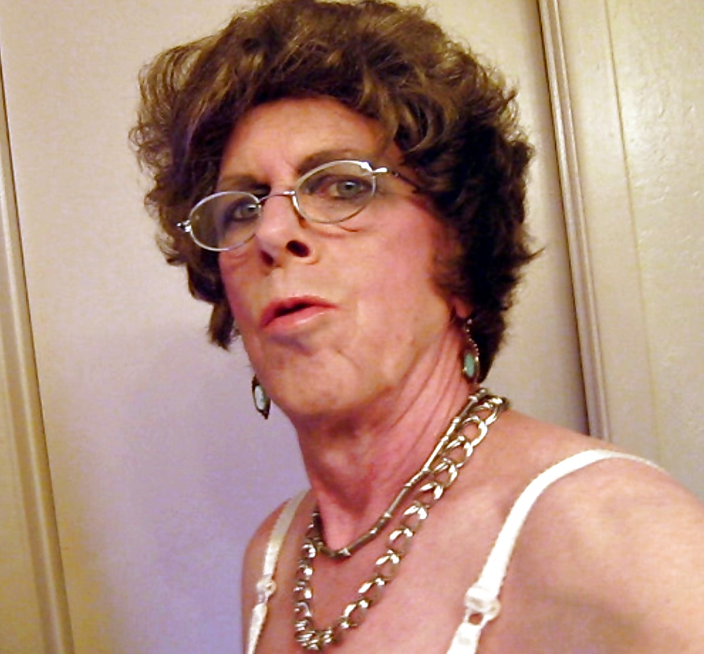 Joanne slam - transexual morena desagradable
 #27057229