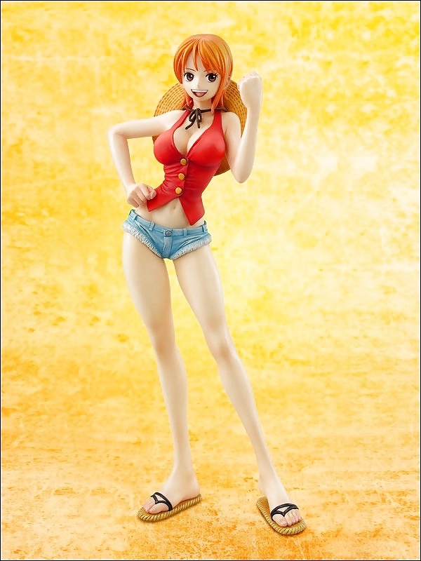 One Piece Figures (Nico Robin, Nami, Boa Hancock) #27704166