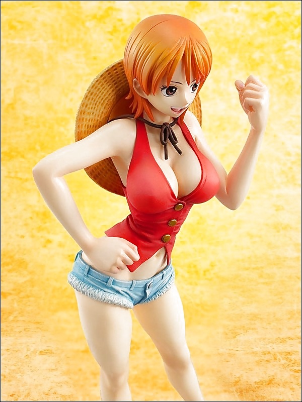 One Piece Figures (Nico Robin, Nami, Boa Hancock) #27704172