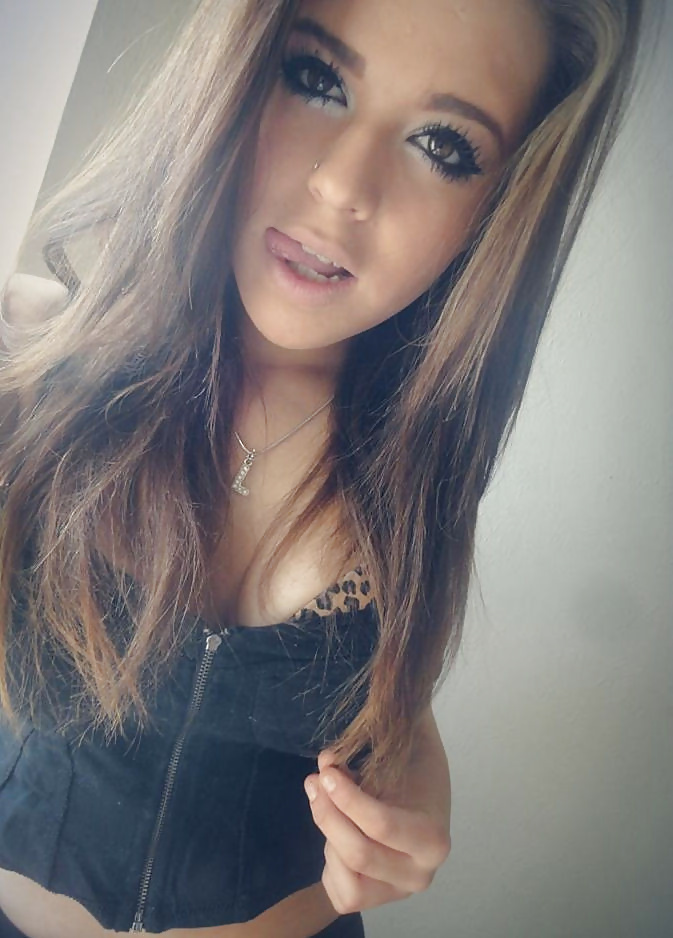 Chavy teen sluts
 #40190053