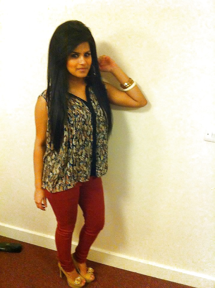 Hot teasing desi fuckpig
 #31844597