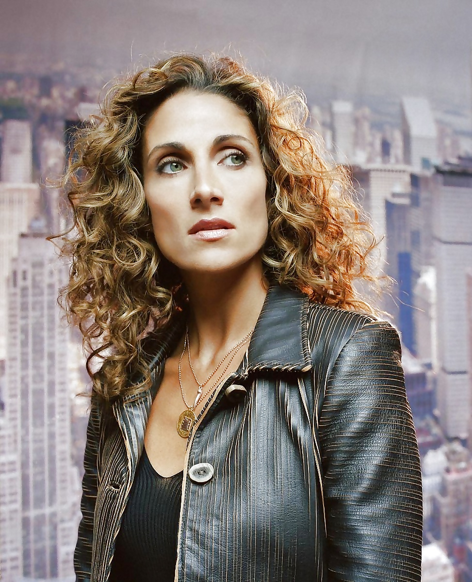 Melina kanakaredes
 #40386845