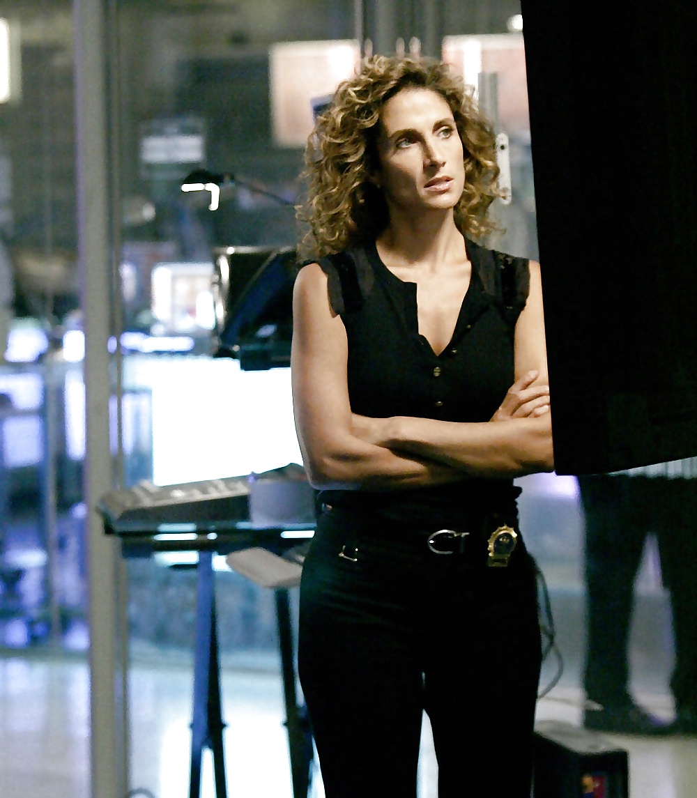 Melina kanakaredes
 #40386943