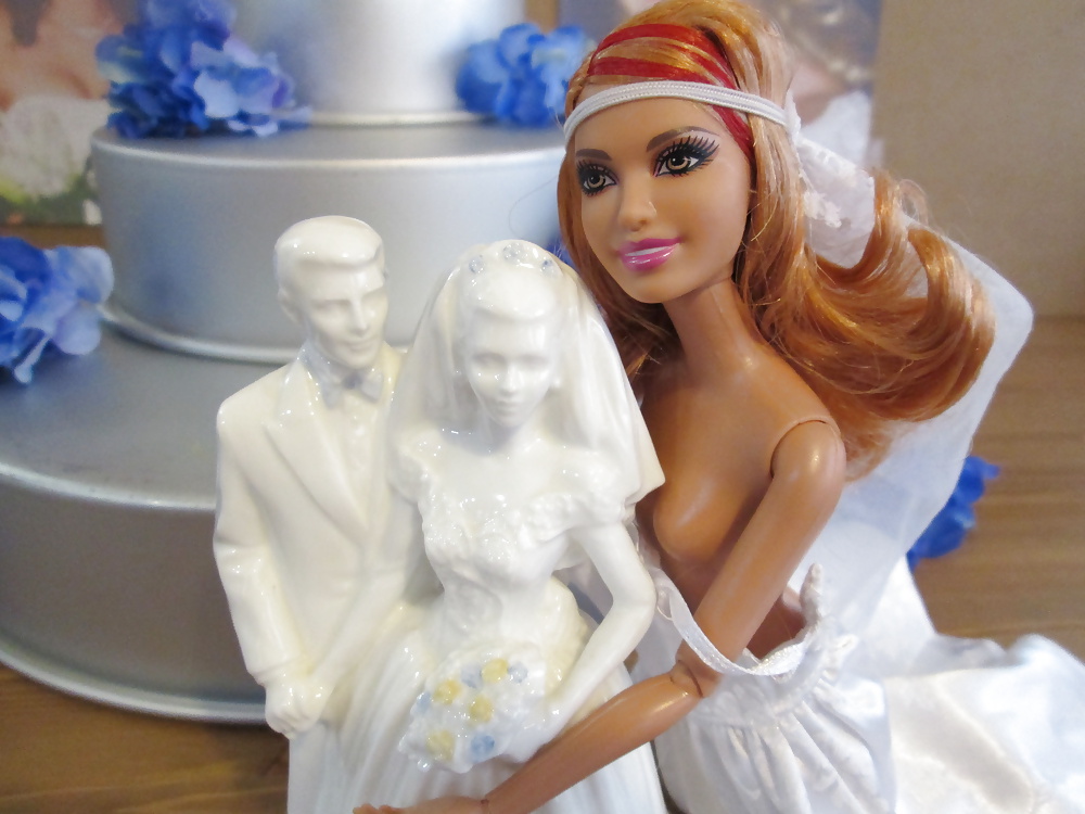 Here cums the bride, Barbie #40822692