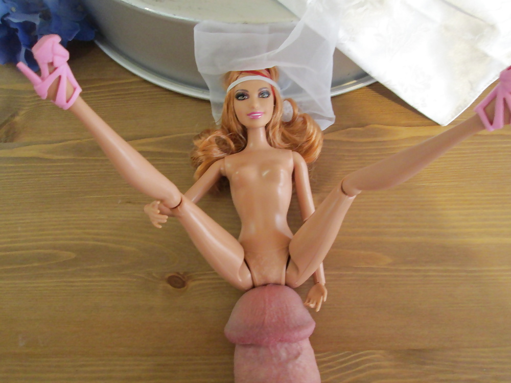 Here cums the bride, Barbie #40822823