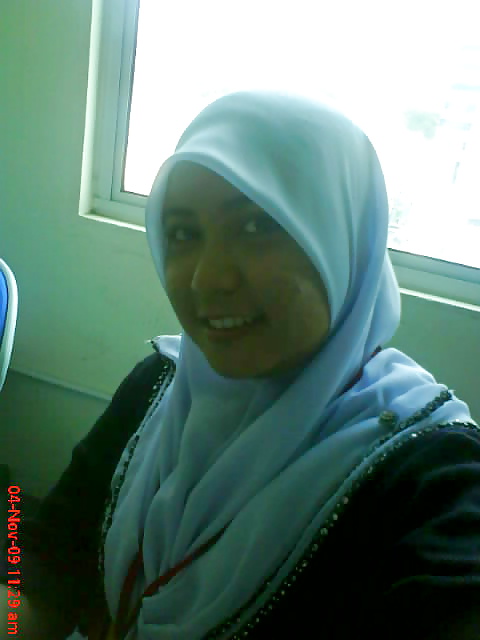 Tudung 2
 #26029260