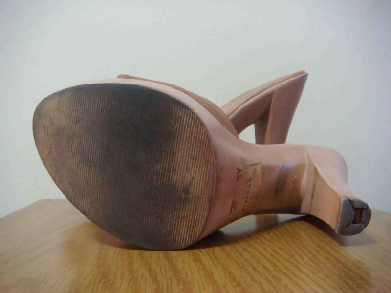 Clog Heel Pizzare. #39408215