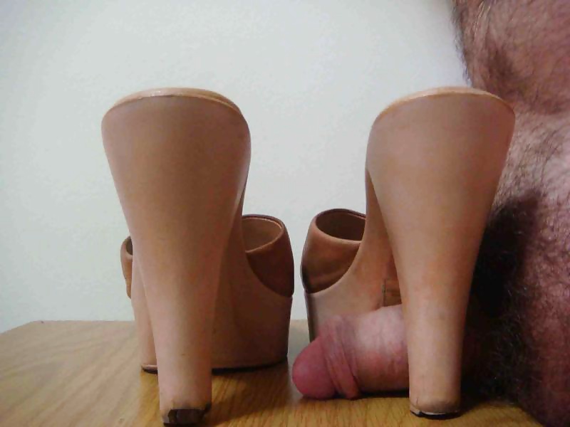 Clog Heel Pizzare. #39408310