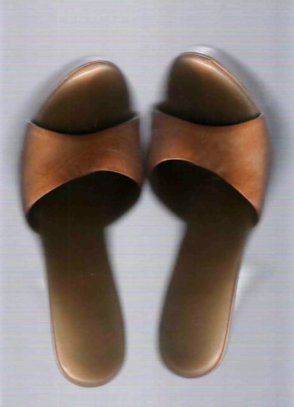 Clog Heel Pizzare. #39408417