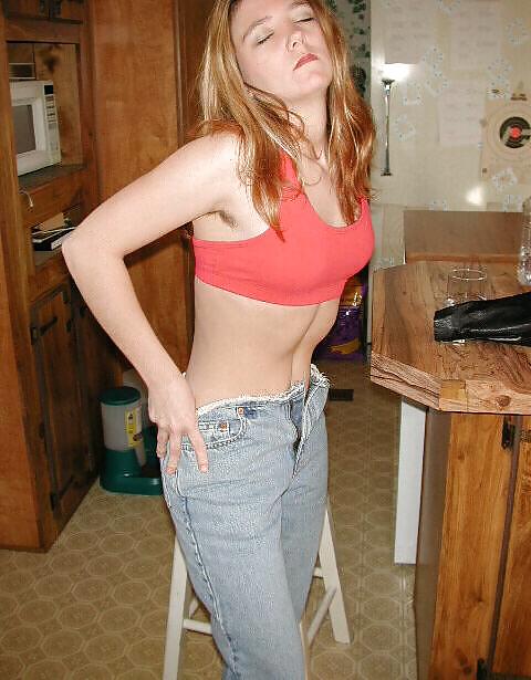 Chicas sexys usando jeans
 #23263130