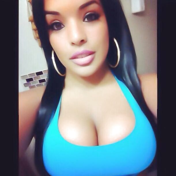 Perfect Amazing Latina Teen Tits OMG! #33206571