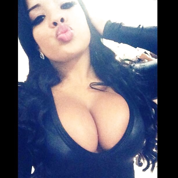 ¡Perfecto increíble latina tetas jóvenes omg!
 #33206775