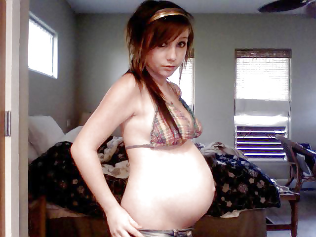 Pregnant #34641420