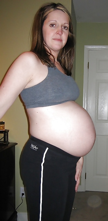 Pregnant #34642151