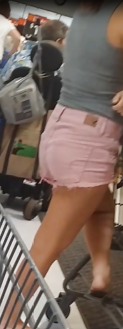 Walmart Reise 07032014 Hottie In Rosa Shorts #29695100