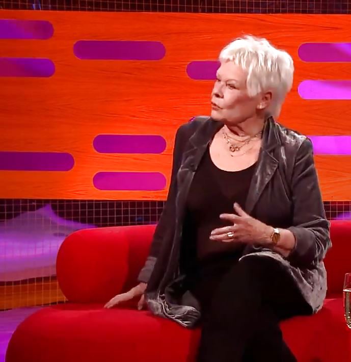 Judi Dench Riesigen Titten (siehe Thu Oben) !! #36146271