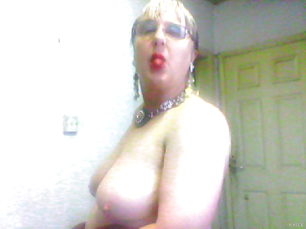 Self Shot Matures Showing For You #24841945