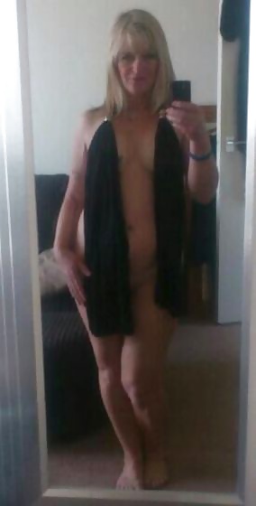 Self Shot Matures Showing For You #24842002