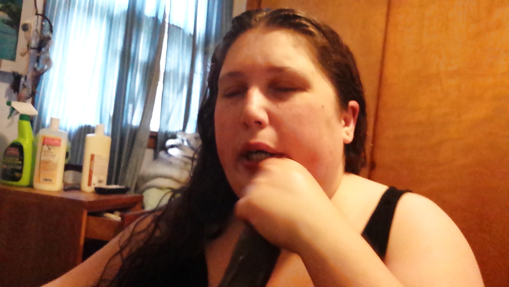 Sloppy bbw mouth screen caps #30803187