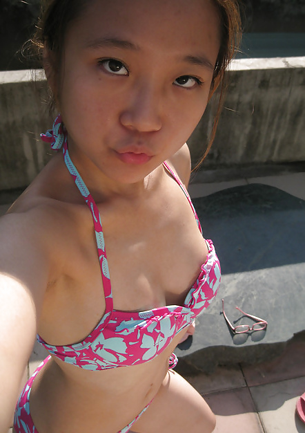 Asians sluts
 #26517812