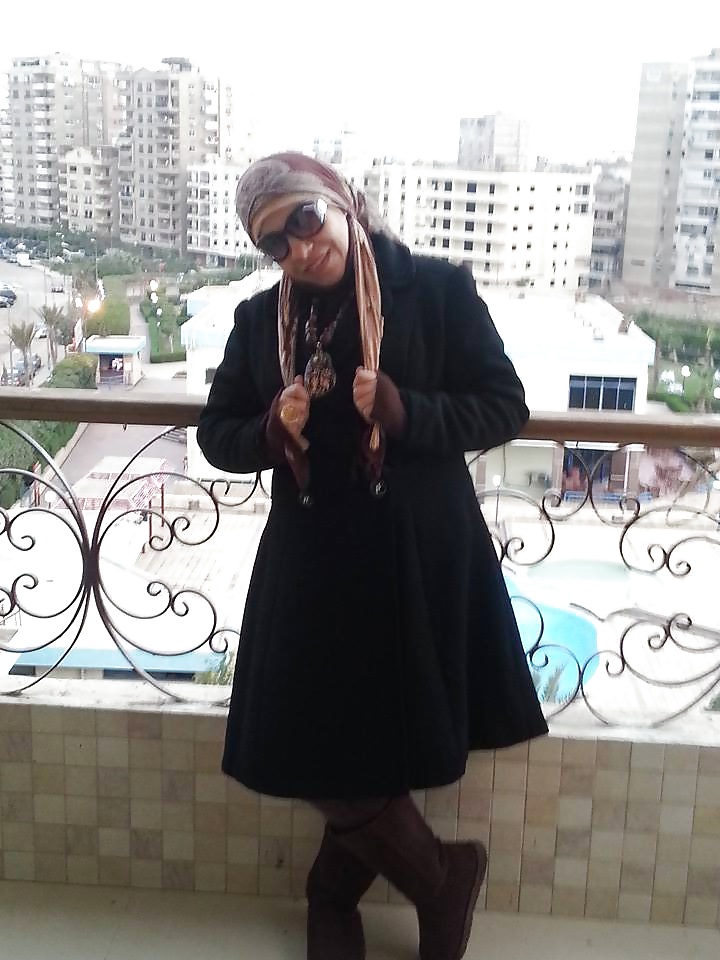 La sexy insegnante araba hijab di mio figlio 
 #27865722