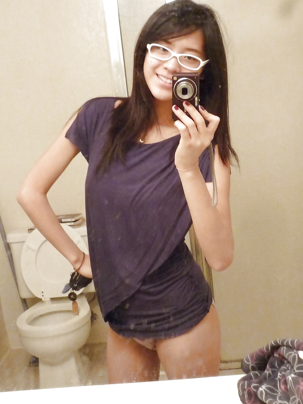 Nude asian girl with glasses sexy