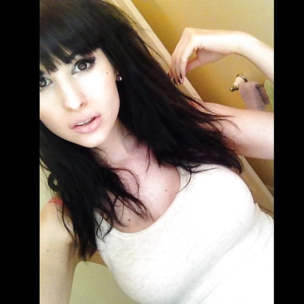 TS Bailey Jay, she gives me a hard-on! #25048741