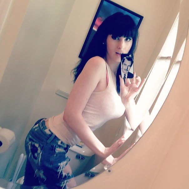 TS Bailey Jay, she gives me a hard-on! #25048811