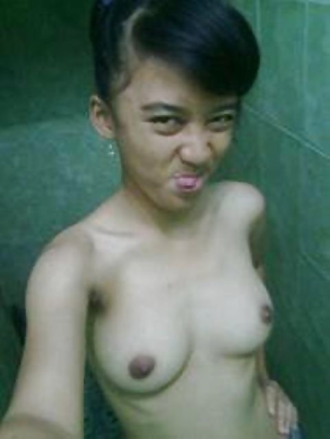 Awek 103
 #24578014