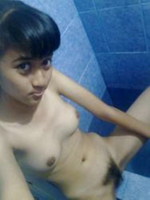 Awek 103
 #24578027
