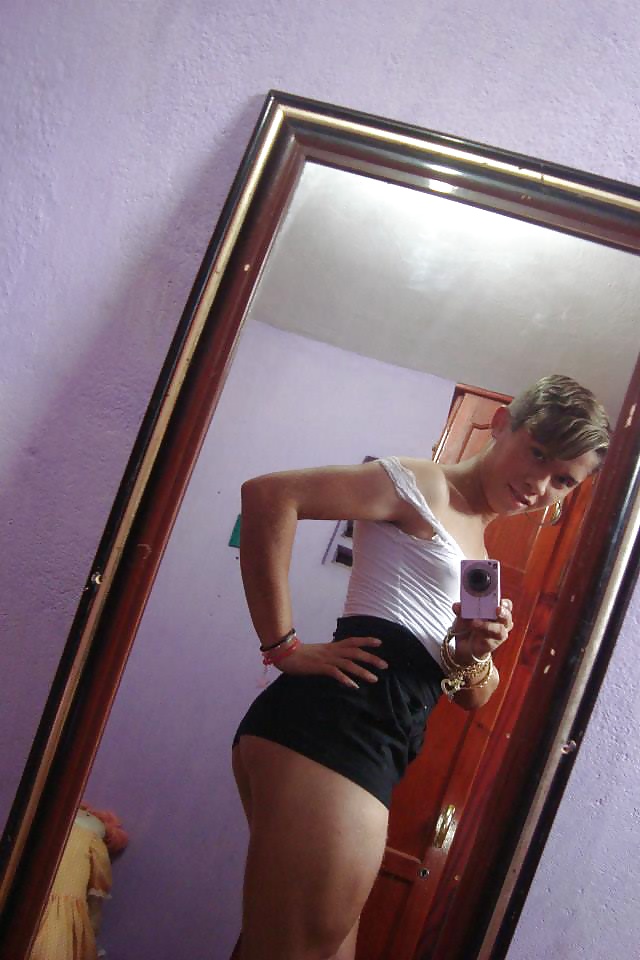Bonecas cdzinhas lindas shemale
 #30717854