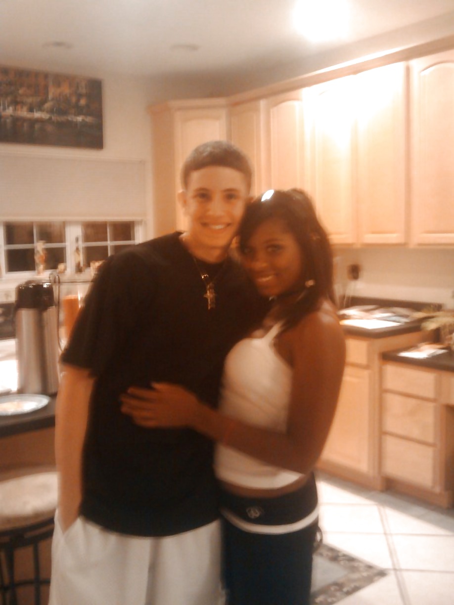 bianca r.と呼ばれるアメリカ人の女の子。
 #32122430