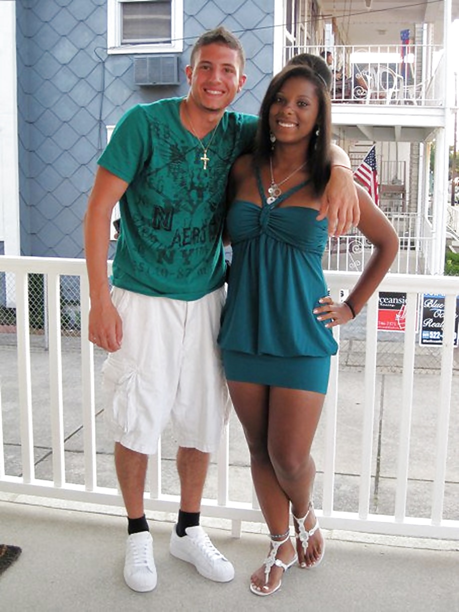 bianca r.と呼ばれるアメリカ人の女の子。
 #32122442