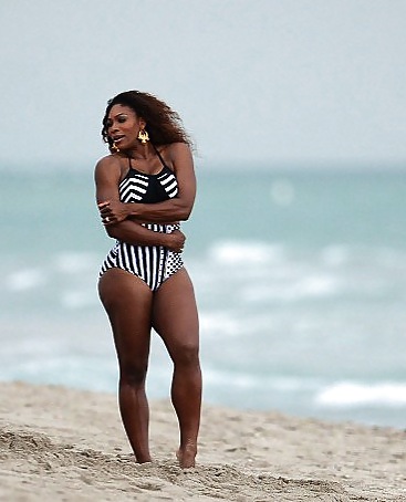 Serena Williams: Thick ASS Body Beach Photohoot - Ameman #37757047