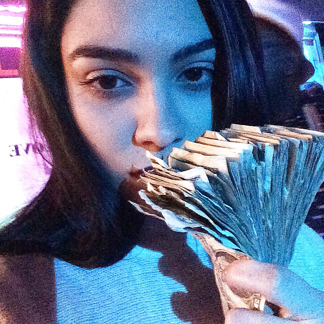 ナディア
 #31529569